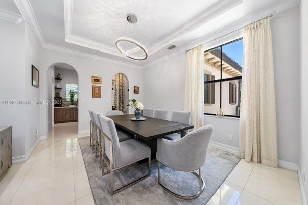 Dining room, Interior, Pendant Lights