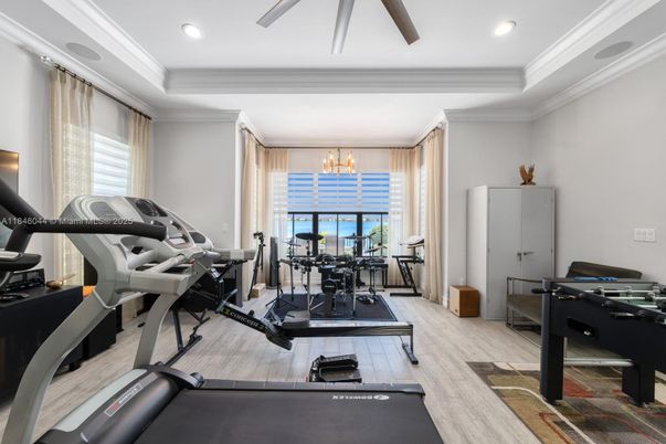 Fitness Equipment, Interior, Recessed Lighting, Water, Wood Texture Flooring