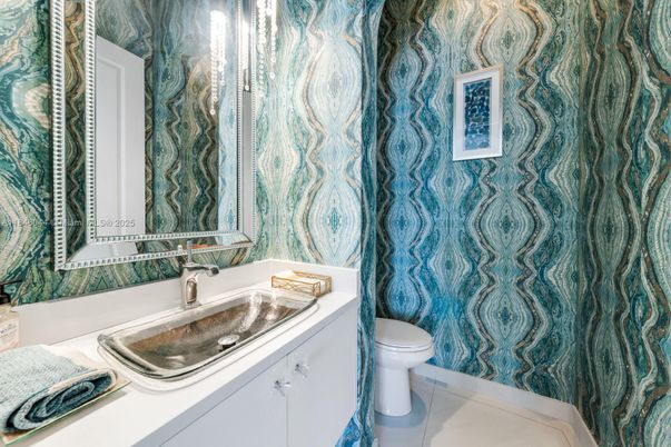 Bathroom, Interior