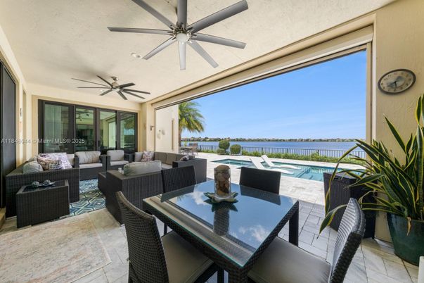 Exterior, Pool, Water
