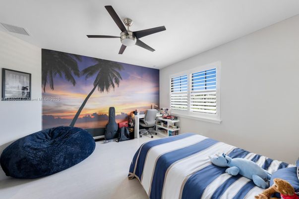 Bedroom, Home Office, Interior, Water