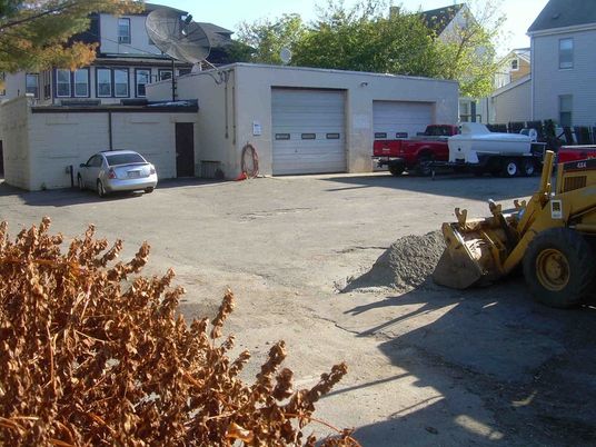 Detached Garage, Exterior