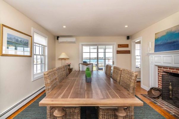 Dining room, Fireplace, Interior, Recessed Lighting, Wood Texture Flooring