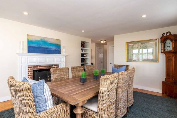 Dining room, Fireplace, Interior, Recessed Lighting