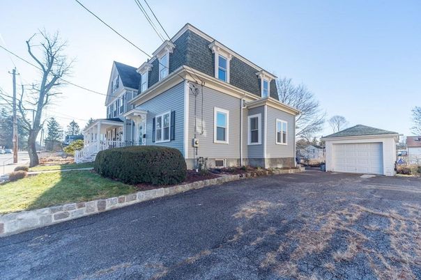 Detached Garage, Exterior, Facade, Cape Cod
