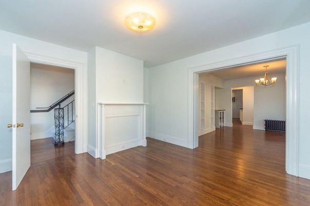 Chandelier, Empty room, Interior, Wood Texture Flooring