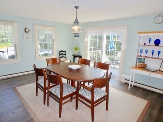 Interior, Wood Texture Flooring, Dining room, Pendant Lights