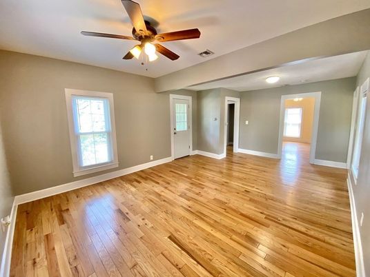 Empty room, Interior, Recessed Lighting, Wood Texture Flooring