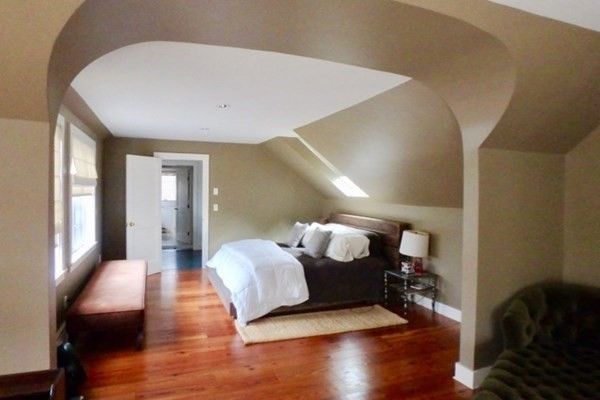 Interior, Bedroom, Wood Texture Flooring, Recessed Lighting