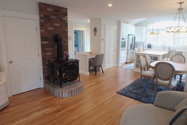 Interior, Kitchen, Wood Texture Flooring, Recessed Lighting, Dining room, Chandelier, Stone Walls, Pendant Lights
