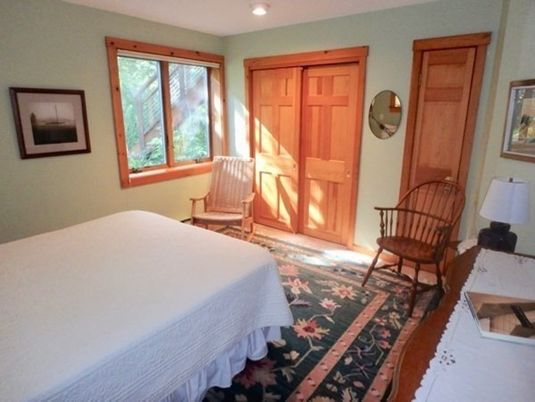 Interior, Bedroom, Wood Texture Flooring, Recessed Lighting