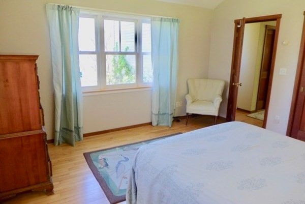 Interior, Bedroom, Wood Texture Flooring, Recessed Lighting