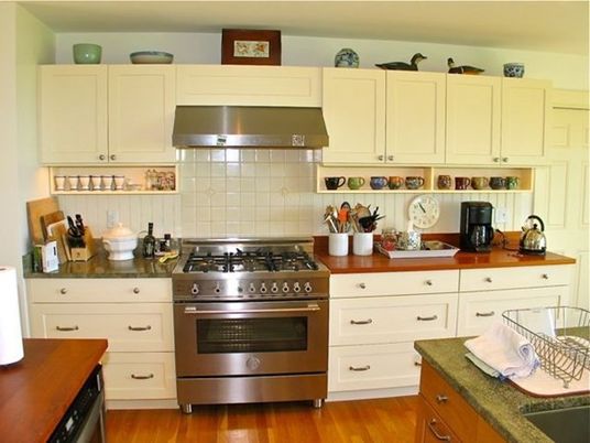 Interior, Kitchen, Wood Texture Flooring, Stainless Steel Appliances