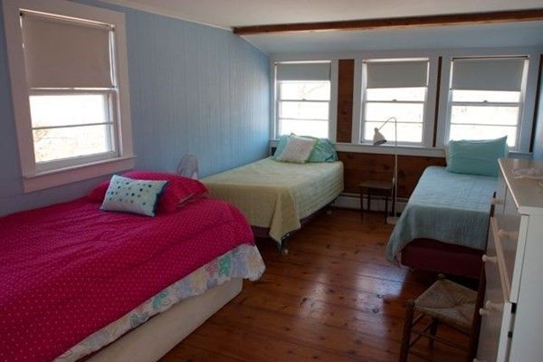 Interior, Bedroom, Wood Texture Flooring, Wooden Beams