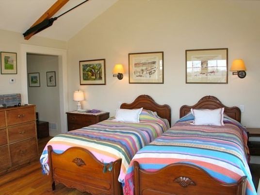 Interior, Bedroom, Wood Texture Flooring, Wooden Beams