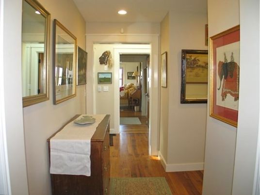 Interior, Bedroom, Wood Texture Flooring, Recessed Lighting