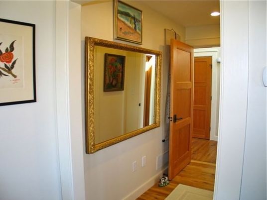 Interior, Wood Texture Flooring, Recessed Lighting
