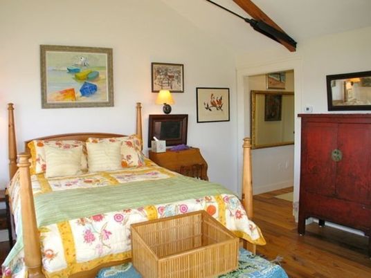 Interior, Bedroom, Wood Texture Flooring, Wooden Beams