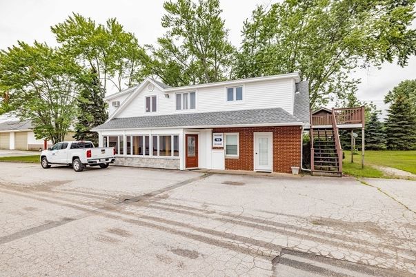 Exterior, Facade, Brick Facade, Cape Cod