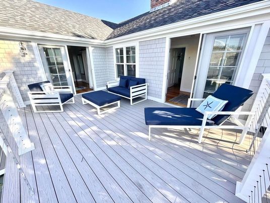Exterior, Wood Texture Flooring
