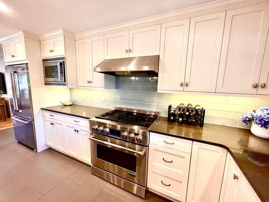 Interior, Kitchen, Stainless Steel Appliances