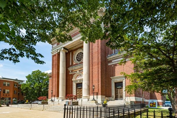 Exterior, Facade, Brick Facade, Rowhouse