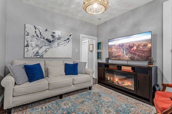 Fireplace, Interior, Living room
