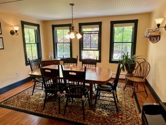 Interior, Wood Texture Flooring, Dining room, Pendant Lights