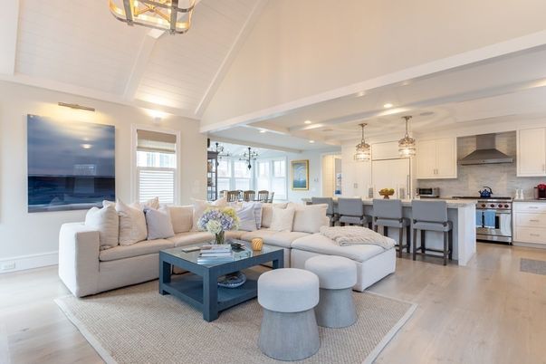 Dining room, Interior, Kitchen, Living room, Pendant Lights, Recessed Lighting, Stainless Steel Appliances, Wood Texture Flooring