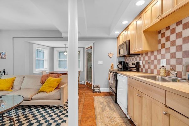 Interior, Kitchen, Living room, Pendant Lights, Recessed Lighting
