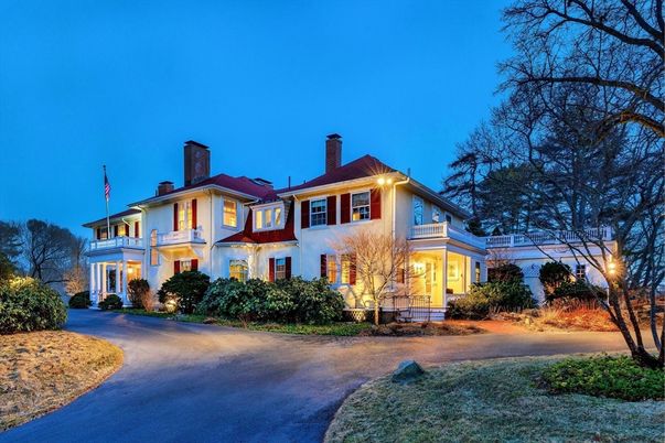 Backyard, Exterior, Facade, French Provincial