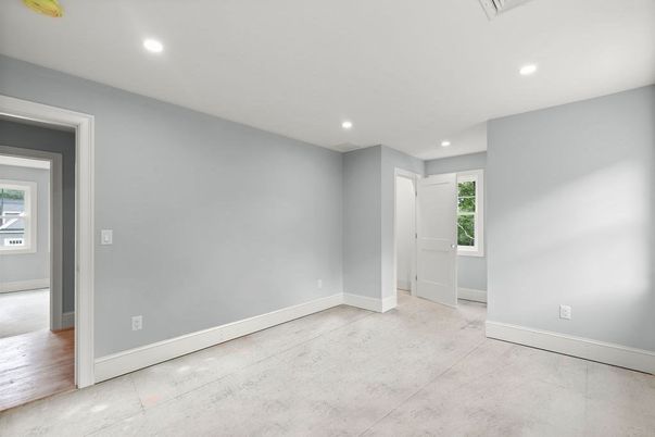 Empty room, Interior, Recessed Lighting