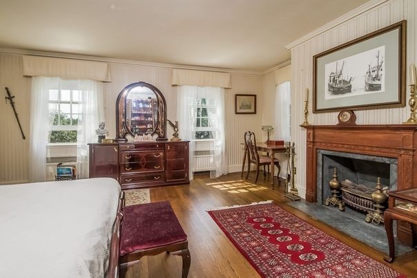 Dining room, Fireplace, Interior, Wood Texture Flooring