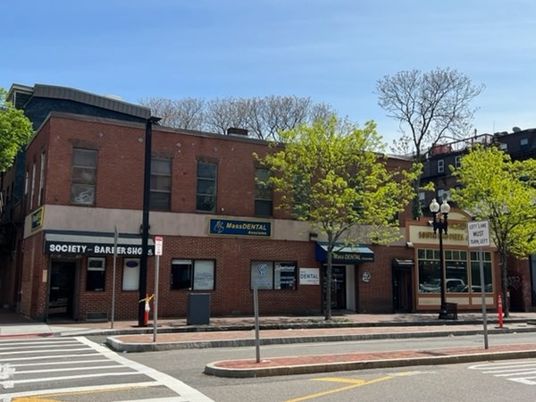 Exterior, Facade, Brick Facade, Rowhouse