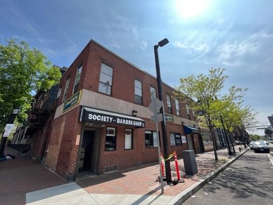 Exterior, Facade, Brick Facade, Rowhouse