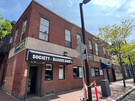 Exterior, Facade, Brick Facade, Rowhouse