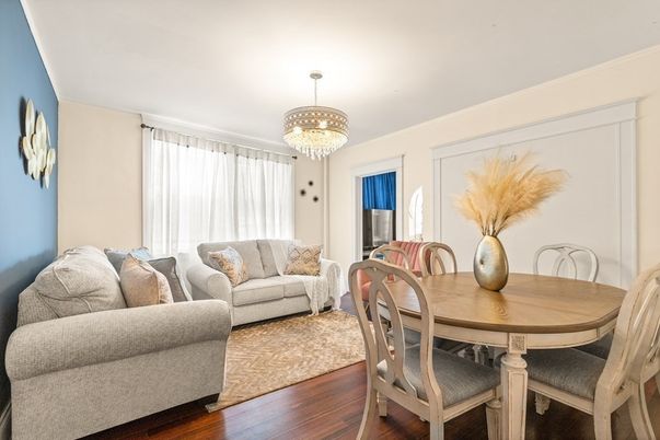 Chandelier, Dining room, Interior, Living room, Wood Texture Flooring