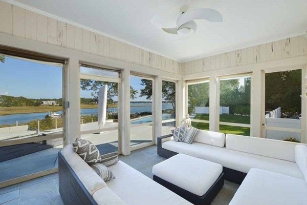 Interior, Living room, Sun Room, Water