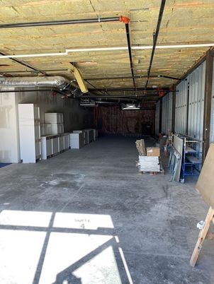Garage, Interior