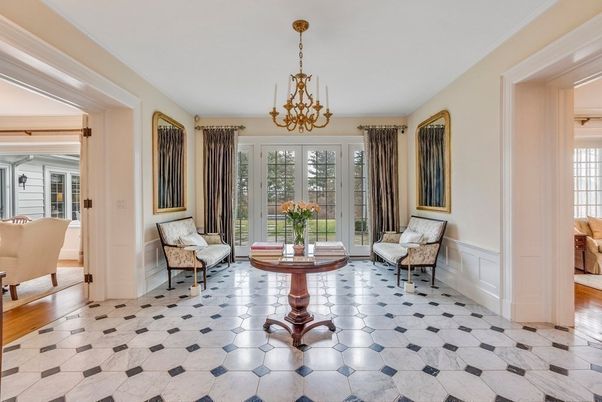 Chandelier, Interior, Wood Texture Flooring