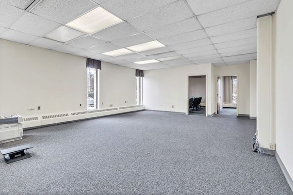Empty room, Fitness Equipment, Interior, Recessed Lighting