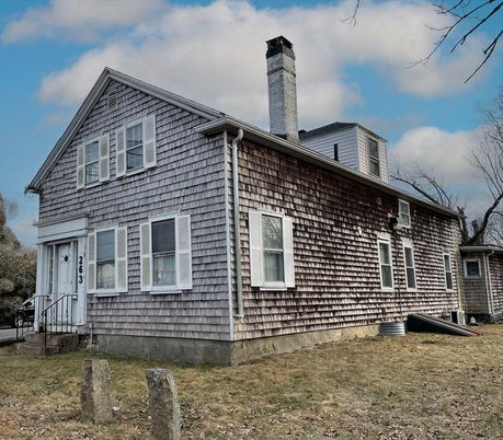 Exterior, Facade, Cape Cod