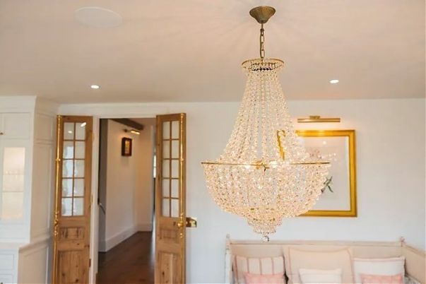 Chandelier, Interior, Recessed Lighting, Wood Texture Flooring