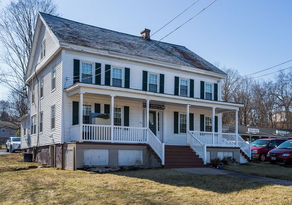 Exterior, Facade, Cape Cod