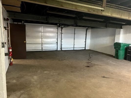 Garage, Interior