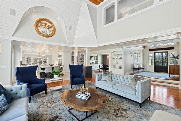 Chandelier, Dining room, Interior, Living room, Recessed Lighting, Wooden Ceilings, Wood Texture Flooring