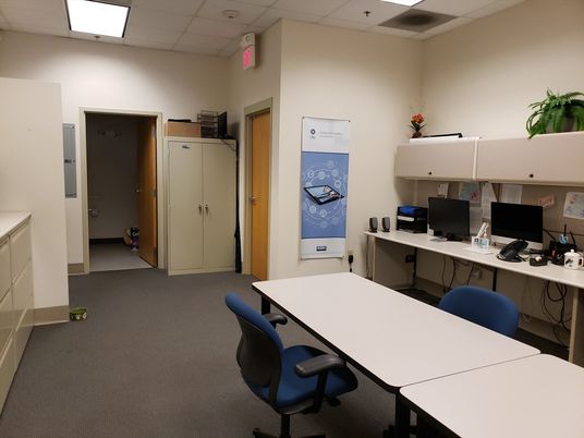 Home Office, Interior