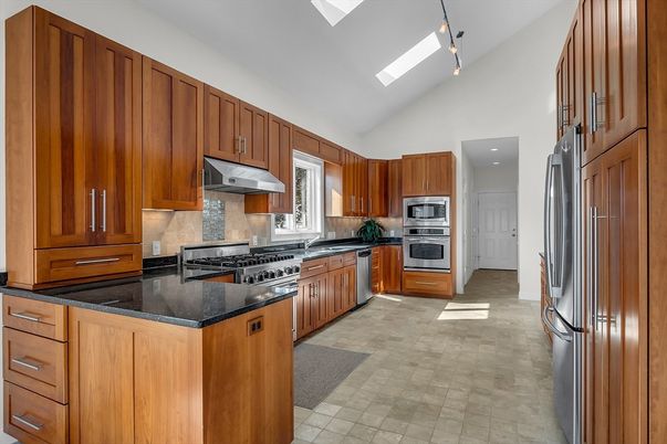 Interior, Kitchen, Stainless Steel Appliances