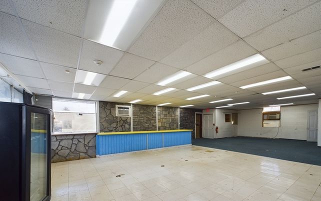 Interior, Recessed Lighting, Stone Walls