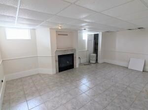 Empty room, Fireplace, Interior